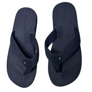 American Eagle Men’s Navy Sandals. Size 8.